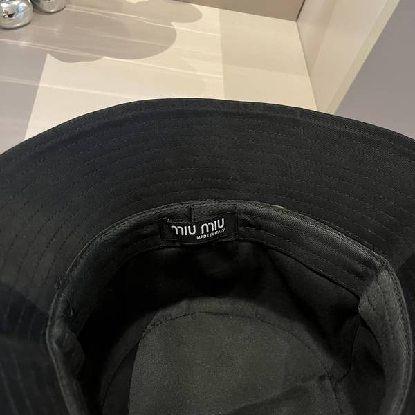 Miu Miu Hat MUH00201